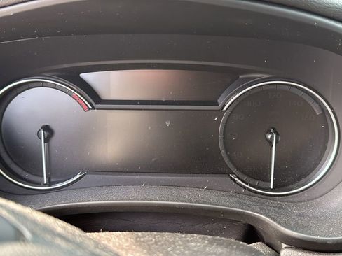 Used 2023 Cadillac XT4 Luxury w/ Cold Weather Package image 6