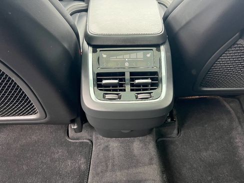 Used 2021 Volvo XC90 T6 Inscription w/ Advanced Package image 20