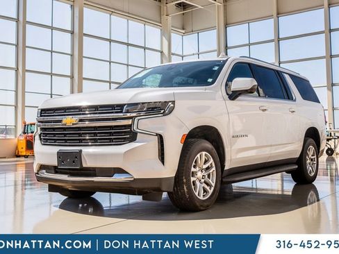 Used 2021 Chevrolet Suburban LT image 1