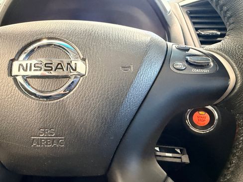 Used 2015 Nissan Pathfinder SL w/ SL Premium Package image 35