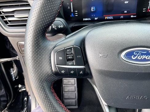 Used 2024 Ford Escape ST-Line image 23