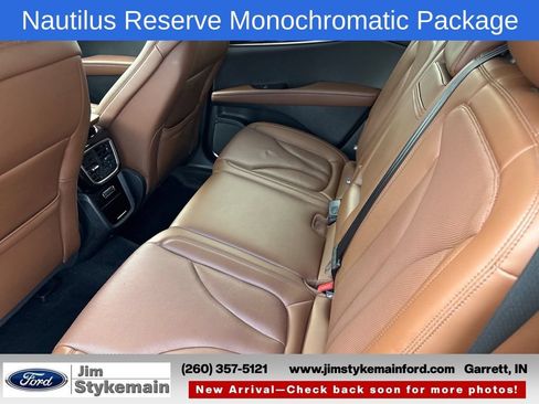 Used 2023 Lincoln Nautilus Reserve w/ Equipment Group 201A AWD/4WD image 12