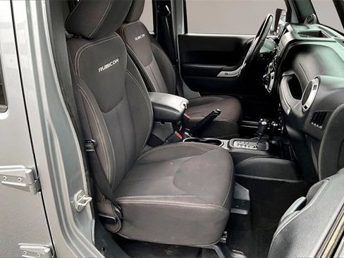 Used 2014 Jeep Wrangler Unlimited Rubicon w/ Dual Top Group image 25