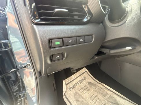Used 2025 Nissan Sentra SV w/ All-Weather Package FWD image 14