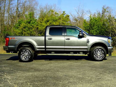 Used 2019 Ford F250 Lariat w/ Lariat Value Package image 5