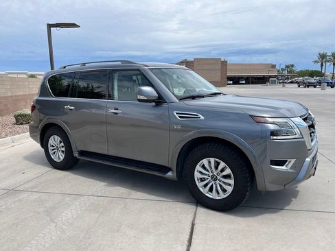 Used 2022 Nissan Armada SV RWD image 4