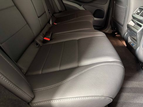 Used 2025 Mercedes-Benz GLE 350 4MATIC image 30