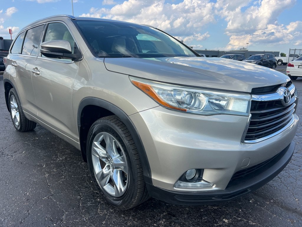 Used 2014 Toyota Highlander Limited AWD/4WD image 1