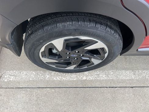 Used 2024 Subaru Crosstrek 2.5i Limited image 27