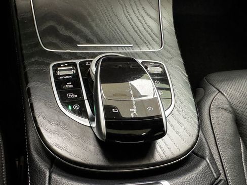 Used 2018 Mercedes-Benz E 300 4MATIC image 27