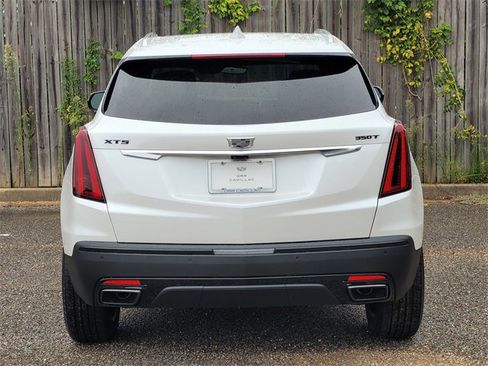 New 2025 Cadillac XT5 Premium Luxury w/ LPO, ONYX Package image 5