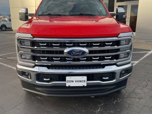 Used 2023 Ford F250 Lariat w/ Chrome Package image 9