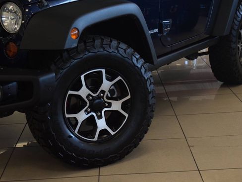 Used 2013 Jeep Wrangler Rubicon w/ PWR Convenience Group AWD/4WD image 15