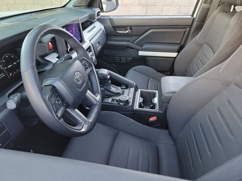 Used 2024 Toyota Tacoma TRD Off-Road w/ TRD Off Road Upgrade Package image 3