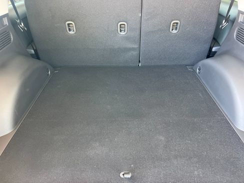 Used 2024 Hyundai Ioniq 5 SE RWD image 15