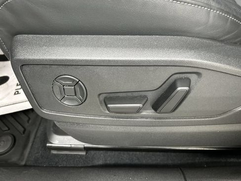 Used 2025 Audi Q5 Premium Plus w/ Premium Plus AWD/4WD image 10