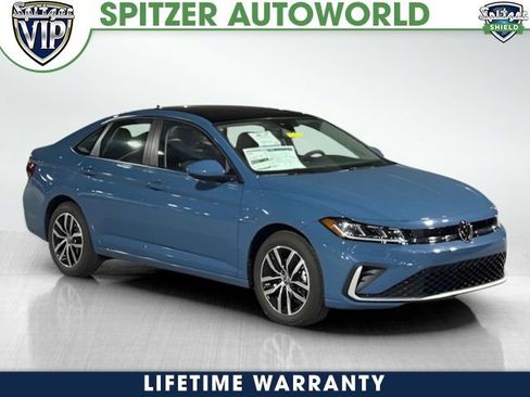 New 2026 Volkswagen Jetta SE image 1