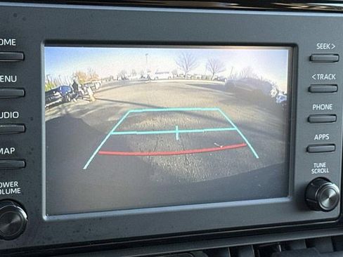 Used 2019 Toyota RAV4 LE image 20