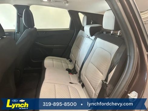 Used 2023 Ford Escape Active image 18