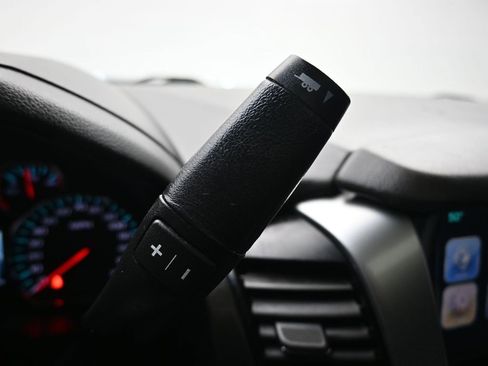 Used 2020 Chevrolet Tahoe LT image 27