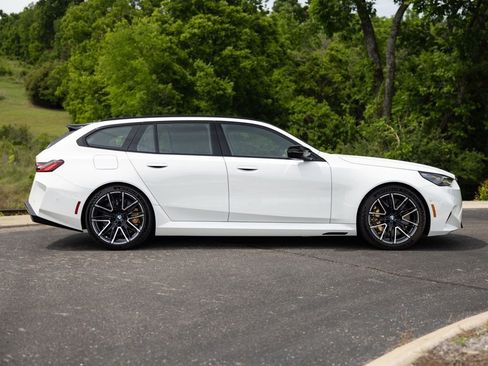 Used 2025 BMW M5 Touring w/ M Driver's Package AWD/4WD image 8