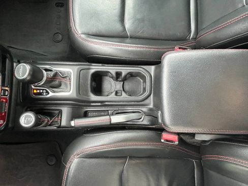 Used 2022 Jeep Gladiator Rubicon w/ LED Lighting Group AWD/4WD image 22
