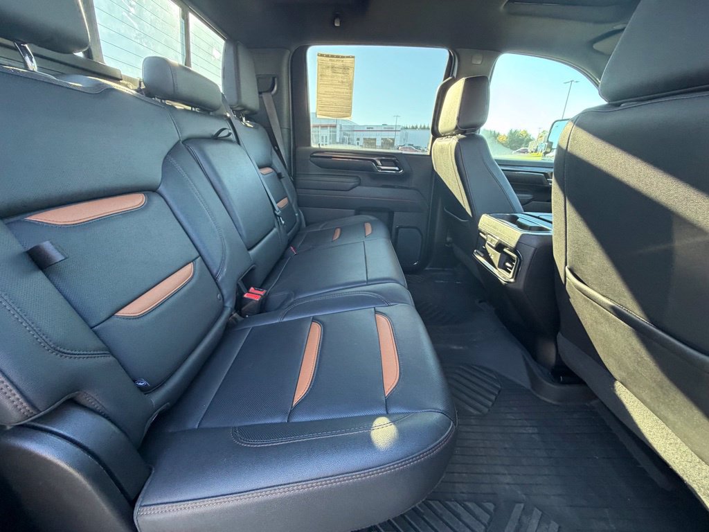 Used 2024 GMC Sierra 2500 AT4 w/ AT4 Premium Plus Package AWD/4WD image 38