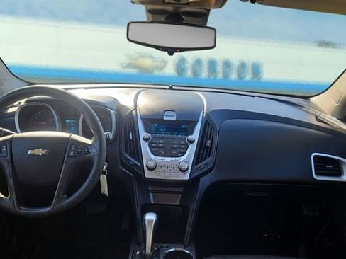 Used 2014 Chevrolet Equinox LS image 15