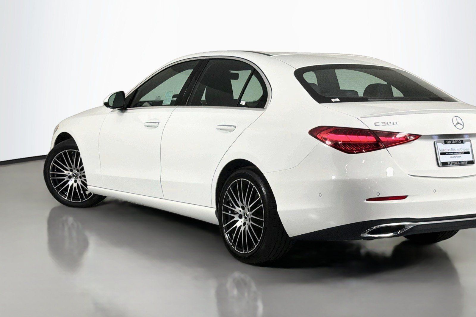 Used 2024 Mercedes-Benz C 300 Sedan image 16