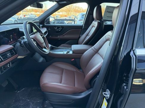 New 2026 Lincoln Aviator Reserve image 11