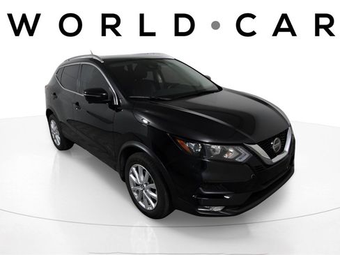 Certified 2022 Nissan Rogue Sport SV w/ Technology Package image 1