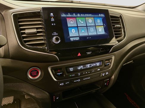 Used 2024 Honda Passport TrailSport image 26