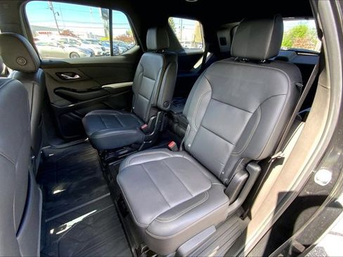 Used 2023 Chevrolet Traverse LT w/ LPO, Floor Liner Package AWD/4WD image 25