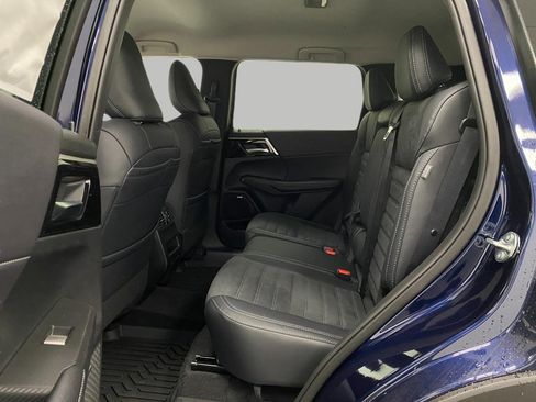 New 2026 Mitsubishi Outlander AWD image 29