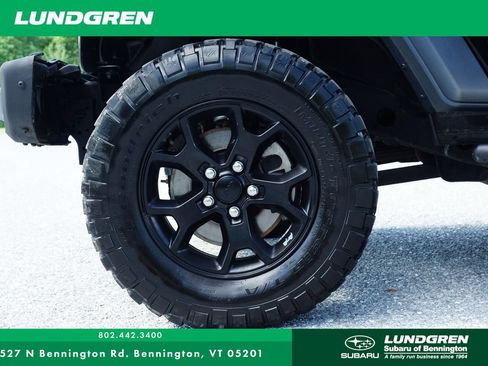 Used 2021 Jeep Wrangler Sport AWD/4WD image 33