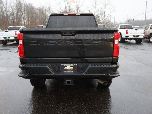 Used 2025 Chevrolet Silverado 2500 Custom w/ Custom Value Package image 24