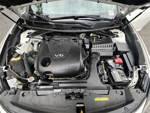 Used 2020 Nissan Maxima Platinum w/ Reserve Package image 30
