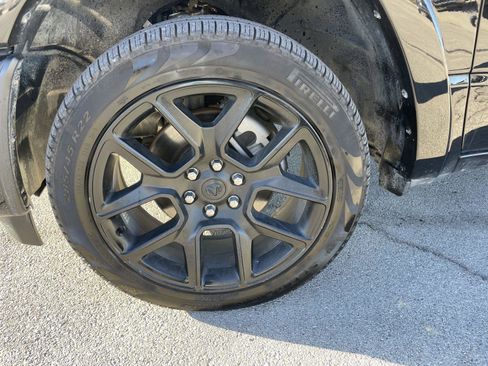 Used 2025 RAM 1500 Laramie w/ Night Edition image 35