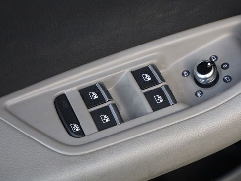 Used 2017 Audi A4 2.0T Premium Plus image 30