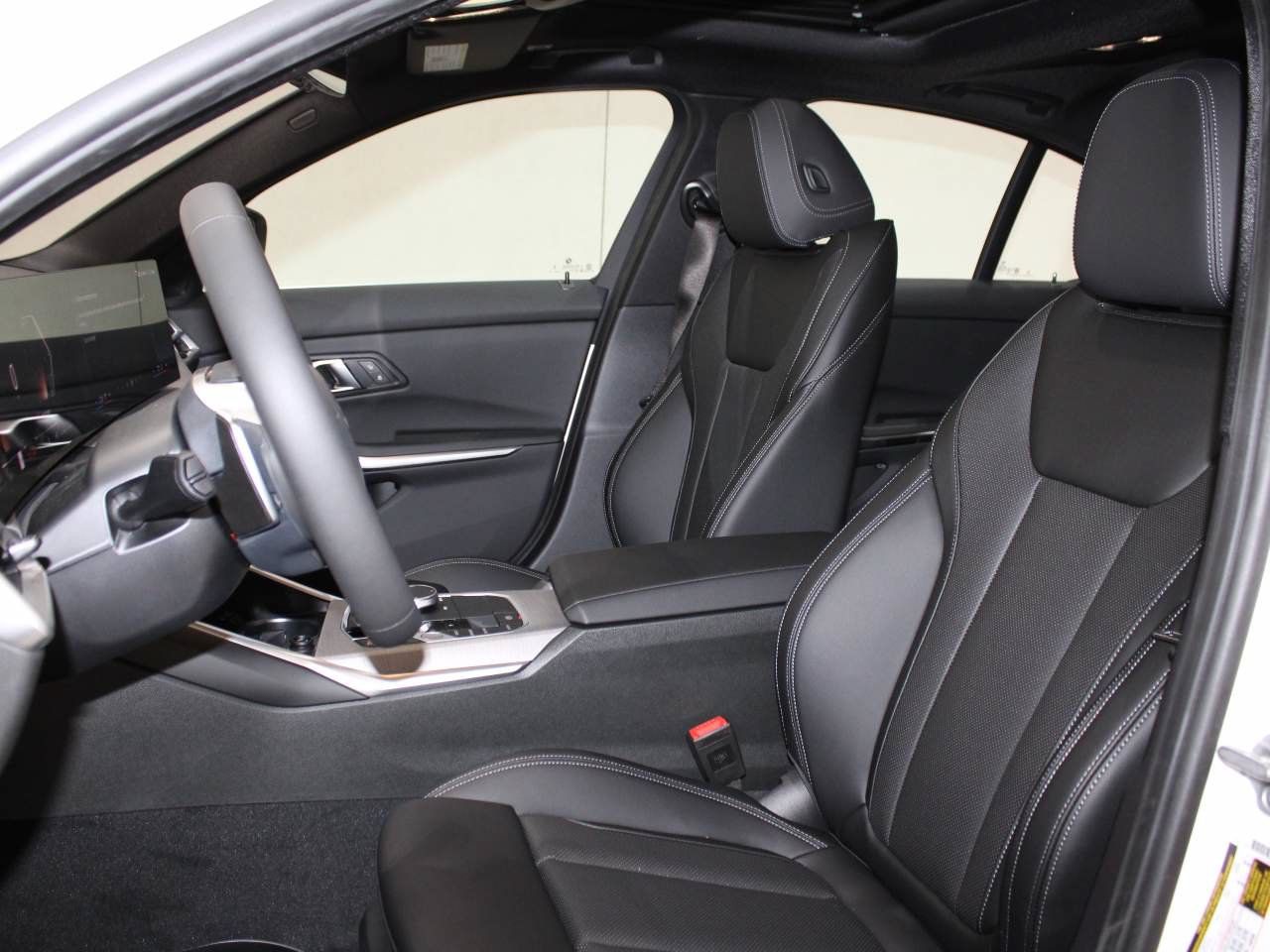 Certified 2026 BMW 330i Sedan RWD image 13