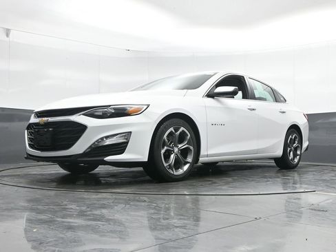 Used 2024 Chevrolet Malibu LT image 48