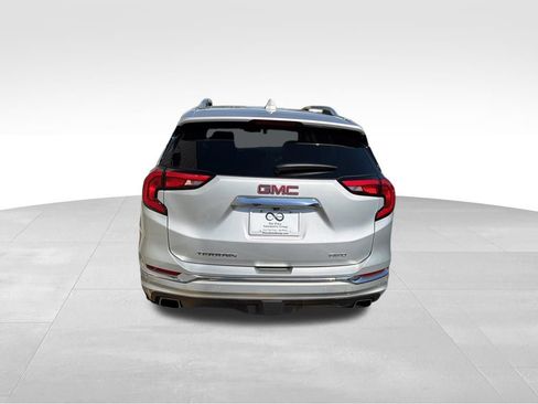 Used 2019 GMC Terrain Denali w/ Driver Alert Package II AWD/4WD image 7