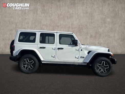New 2026 Jeep Wrangler Unlimited Sahara w/ Safety Group AWD/4WD image 11