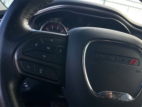 Used 2021 Dodge Challenger SXT image 12