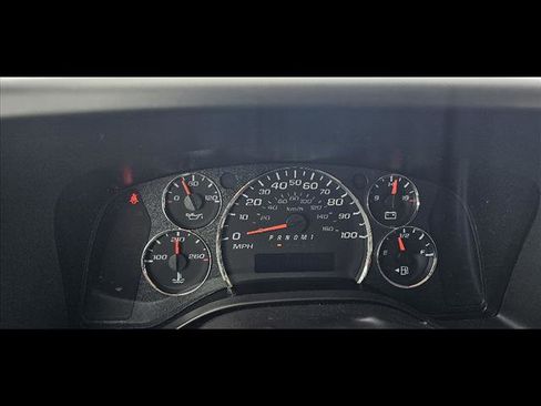 Used 2023 GMC Savana 2500 w/ Driver Convenience Package image 17