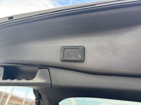 Certified 2024 Toyota RAV4 XLE w/ Convenience Package image 18