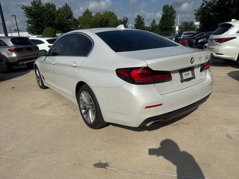 Used 2022 BMW 530i w/ Premium Package RWD image 6