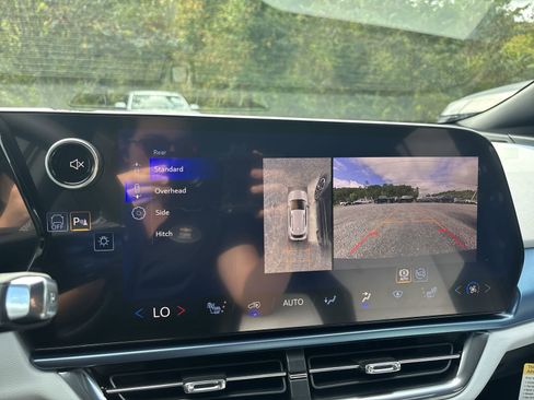 New 2026 Chevrolet Equinox EV LT image 20