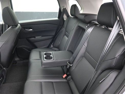 New 2026 Nissan Rogue SV image 33