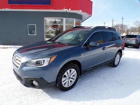 Used 2016 Subaru Outback 2.5i Premium image 1
